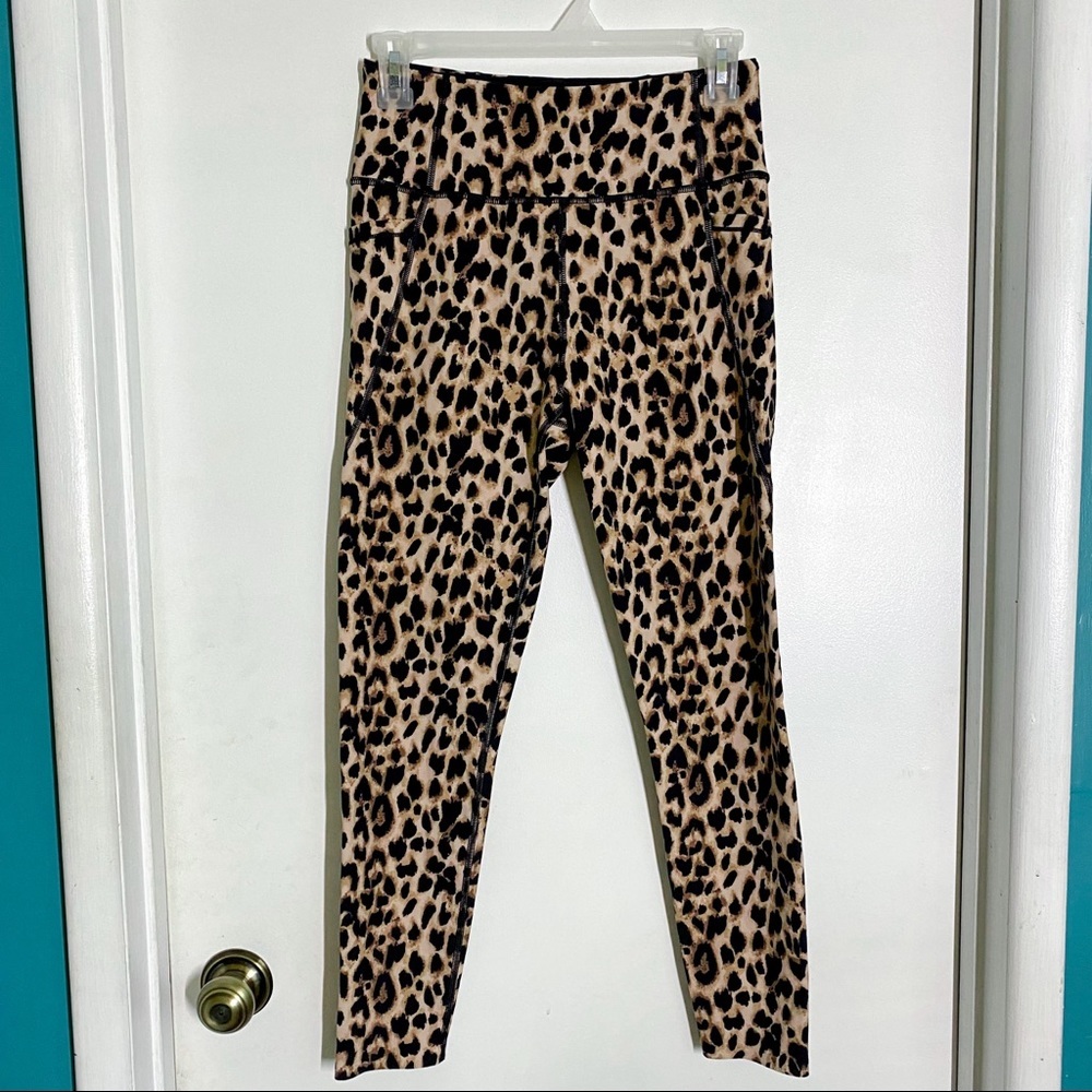 Victoria's Secret Sport Knockout Cheetah Leopard Workout Leggings